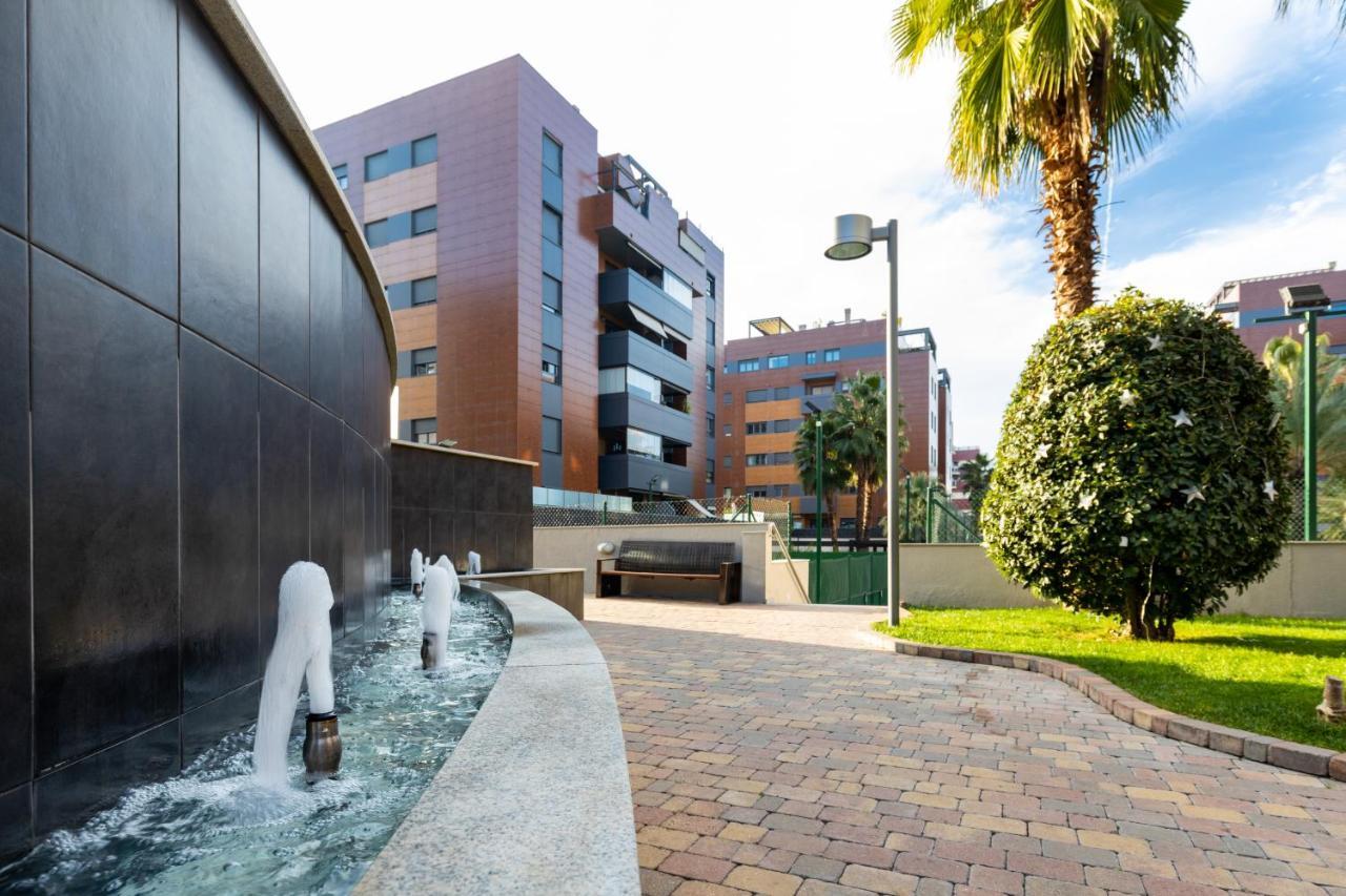 Apartamento Forum-Ciencias Con Piscina, Gym & Parking Granada Eksteriør bilde